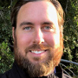 Dan Kump Headshot