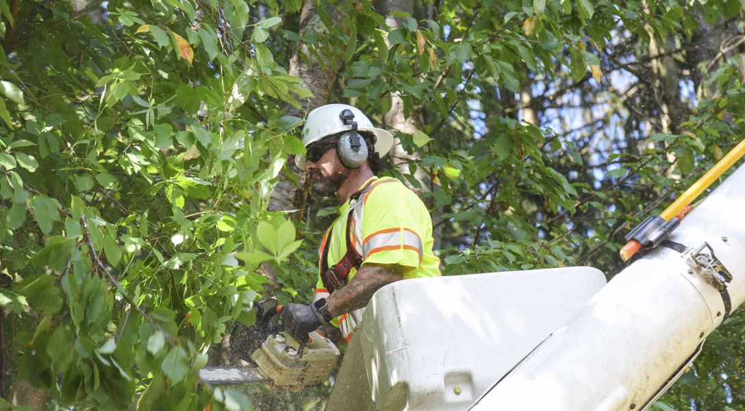 Windstream Line DRG Provides Fiber Installation And Vegetation Management To Kinetic By ...