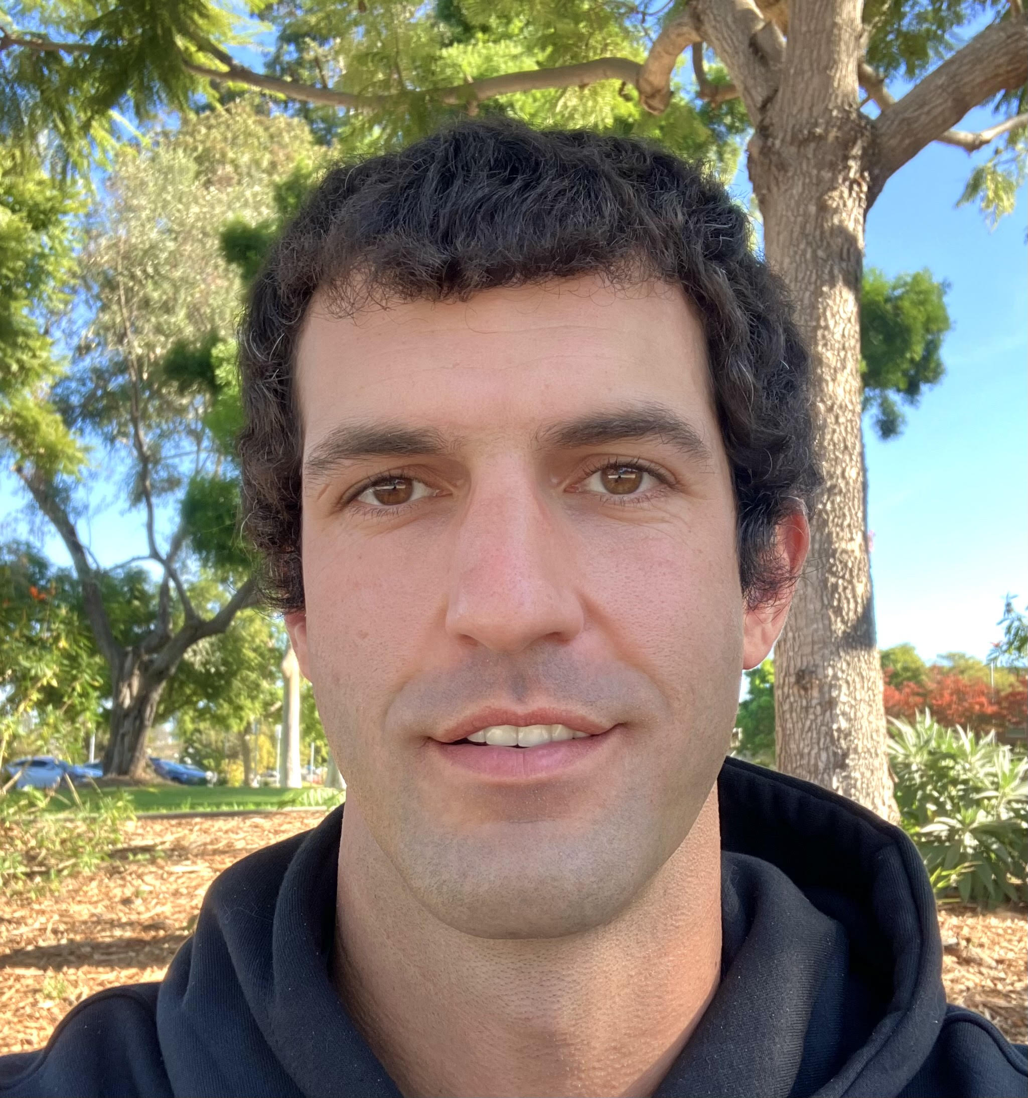 Nathan DaVila's Headshot