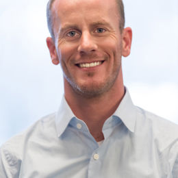 Jonathan Kump