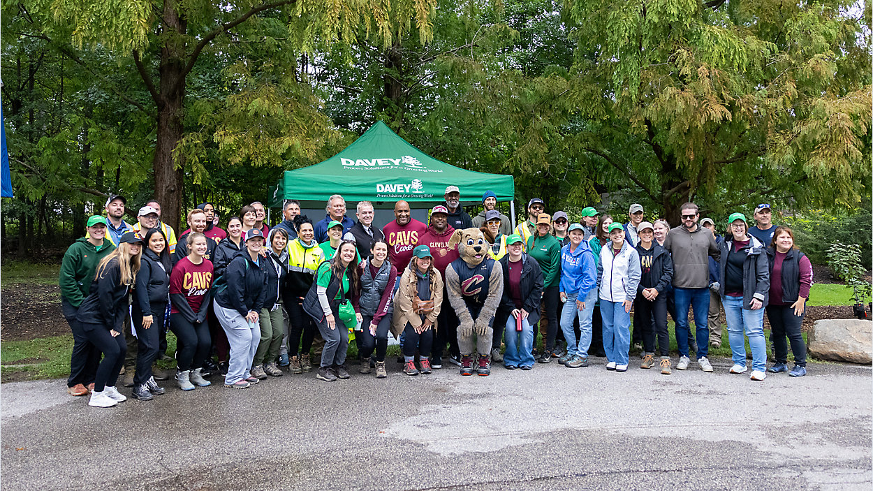 Cavs Tree Planting Crop