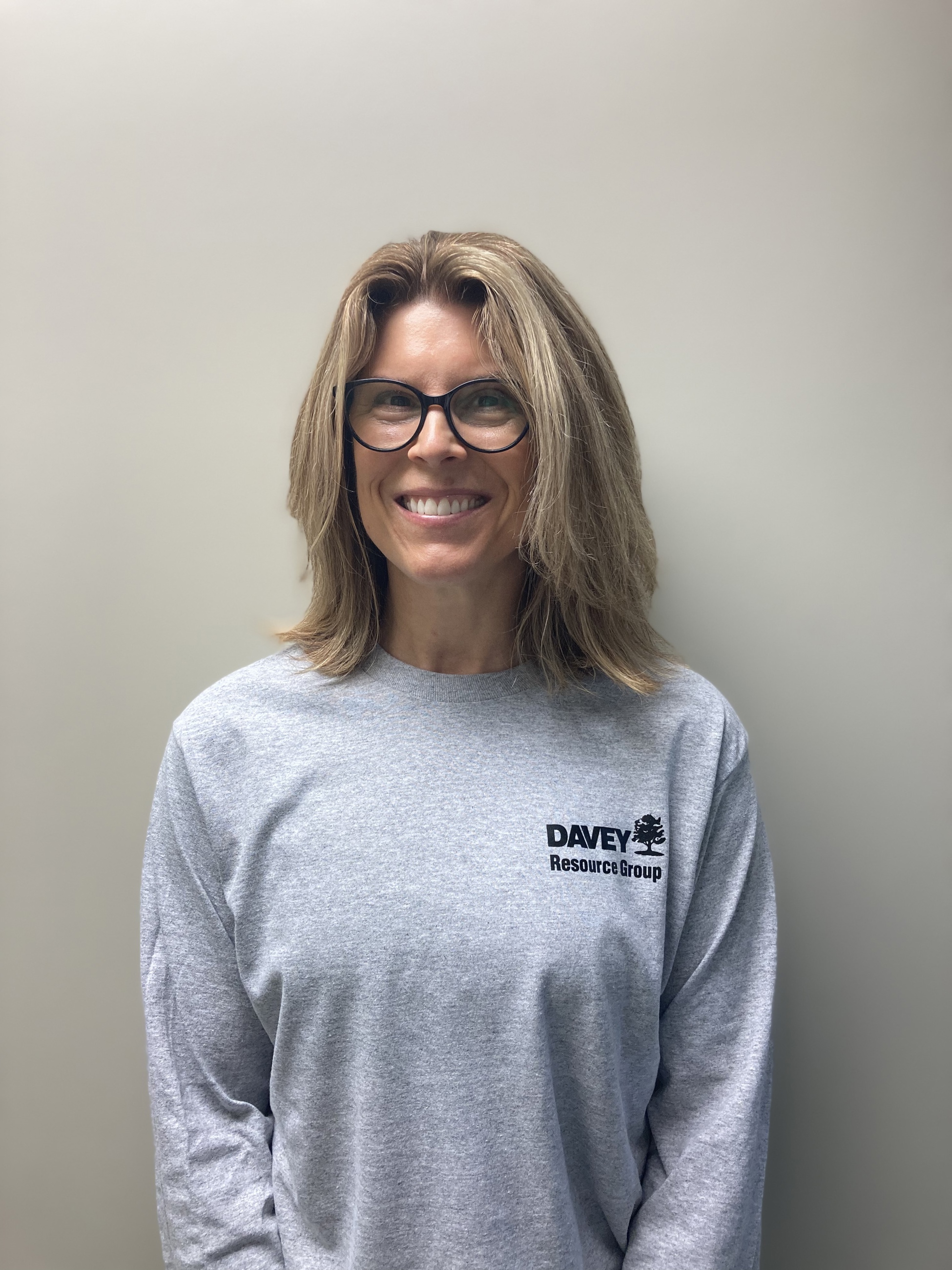 Kelly Volansky's Headshot