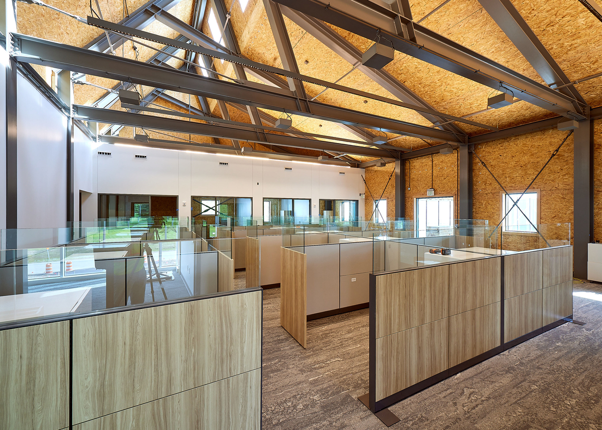 DI 0177 1200X857 Eb97591